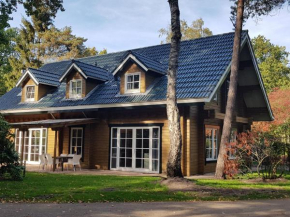 Beautiful house with whirlpool, on the edge of the forest